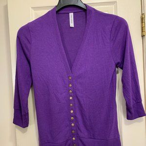 PURPLE Cardigan with snaps L soft!